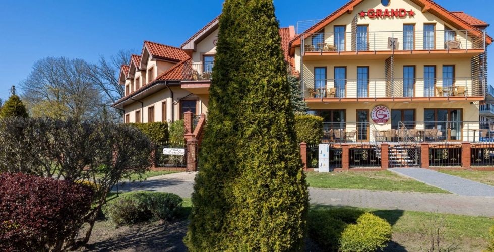 Hotele Rewal z balkonami – ciesz się widokiem na morze każdego dnia!